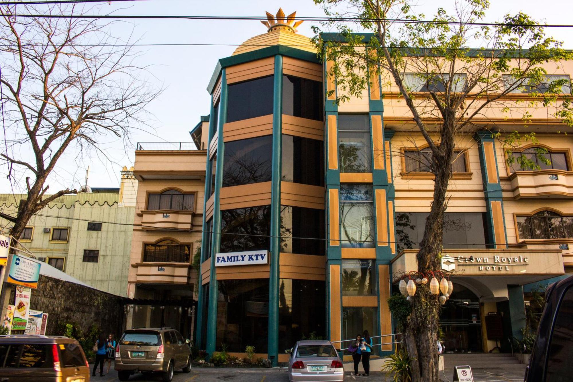 คราวน์รอยัลโฮเต็ล Hotel Balanga ภายนอก รูปภาพ
