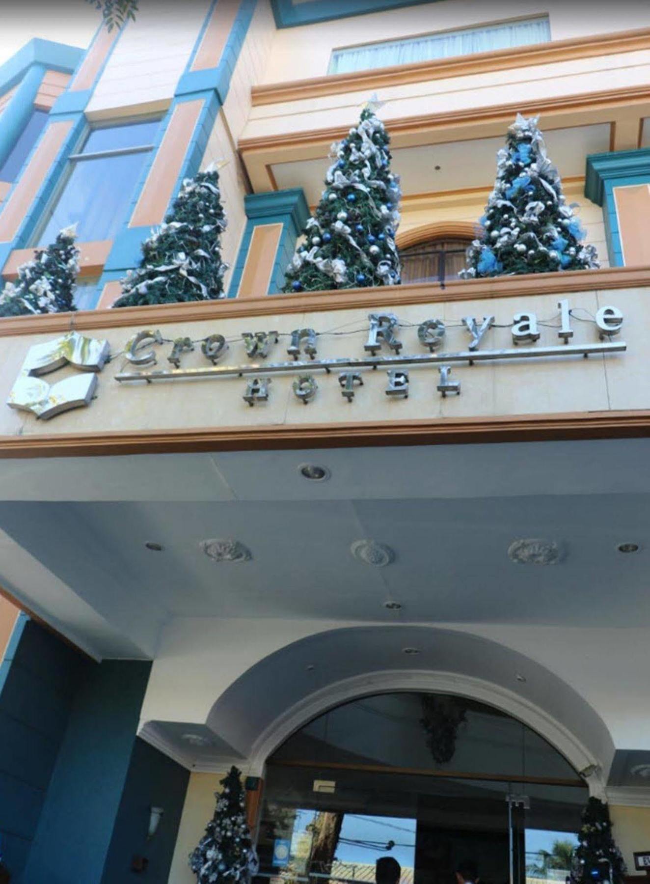คราวน์รอยัลโฮเต็ล Hotel Balanga ภายนอก รูปภาพ